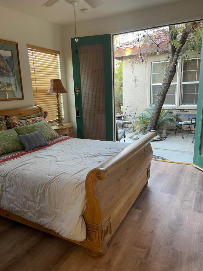 Quaint Coachella Music Festival Casita Apartment อินดิโอ ภายนอก รูปภาพ